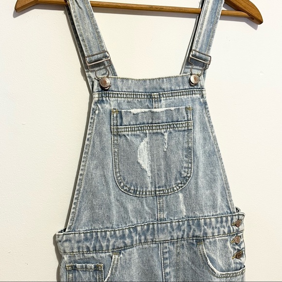 Retro 90s Forever 21 Light Wash Denim Distressed Overall Dress Womens Size XS - Picture 4 of 10
